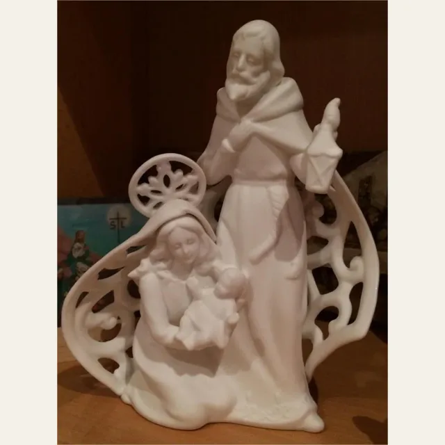 Holy Family - AI-version from a single picture